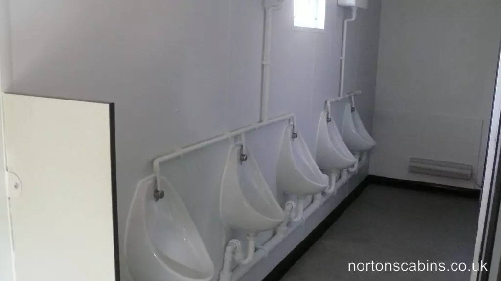 Toilet Blocks Refurbished 32ftx10ft 6 + 2 toilet block SOLD NOR222