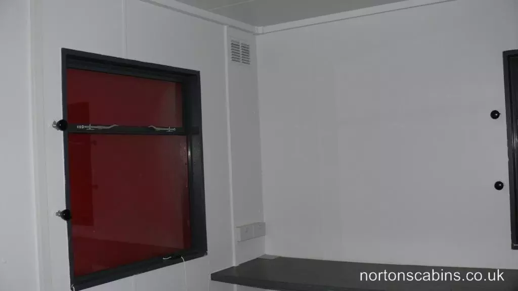 Ref: Nor215 32ftx10ft Office Kitchen £8,500 +VAT