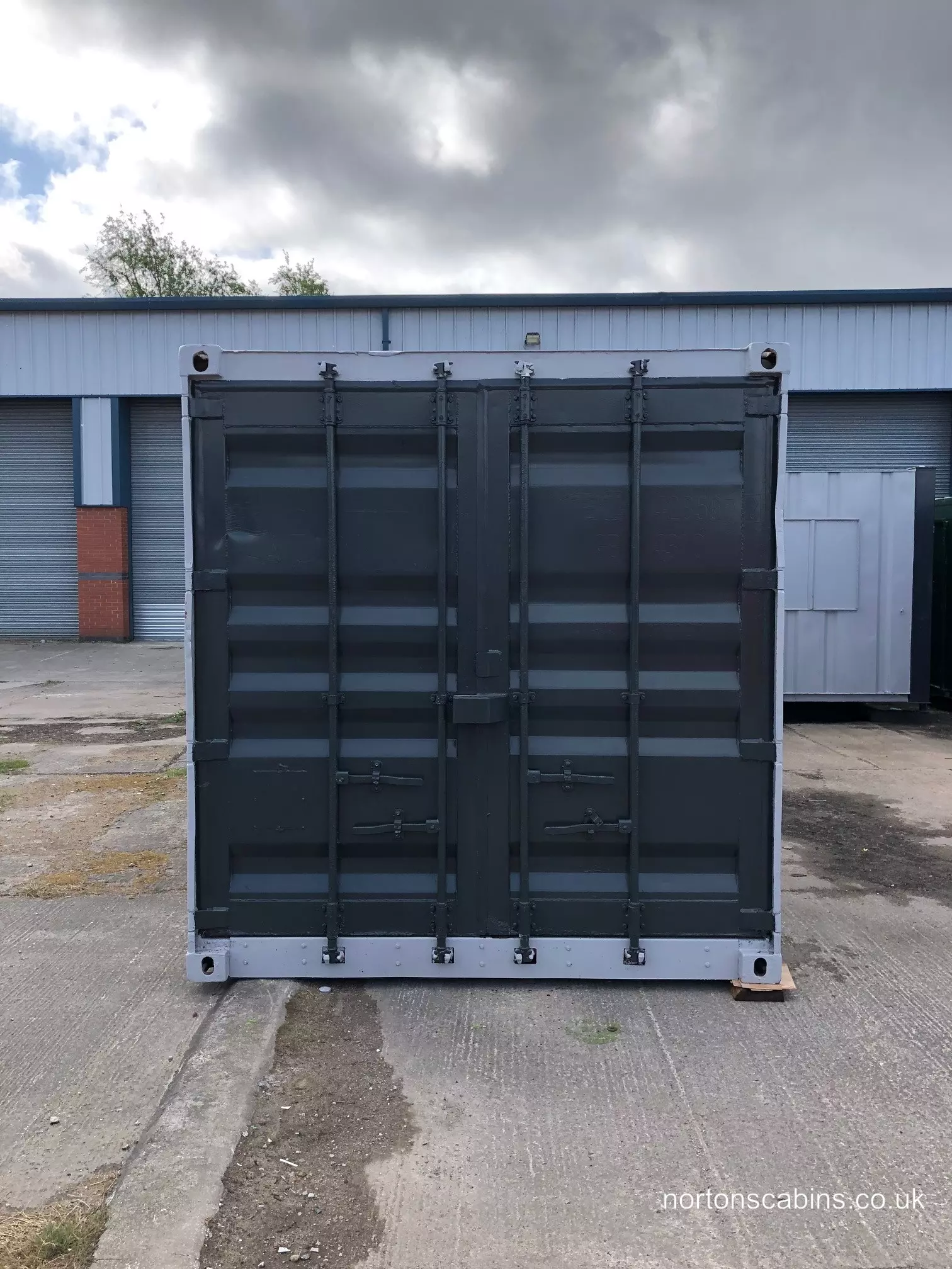 Ref: Nor232 40ftx8ft Shipping container SOLD