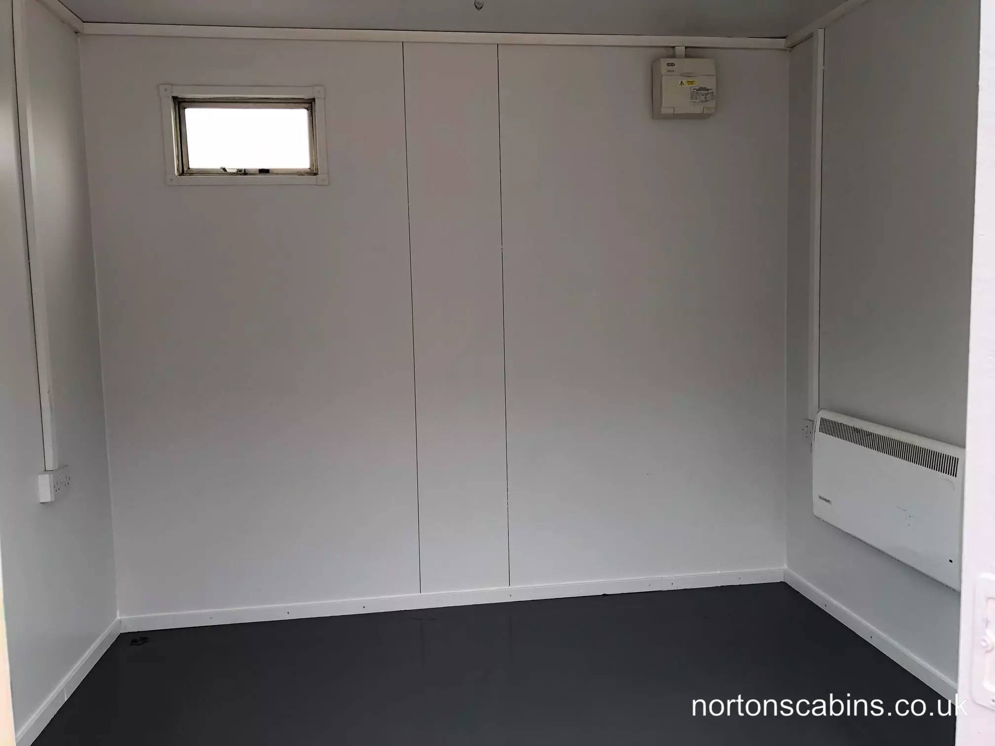 Ref: Nor250 9ft6x9ft10 office & 2 extra windows SOLD