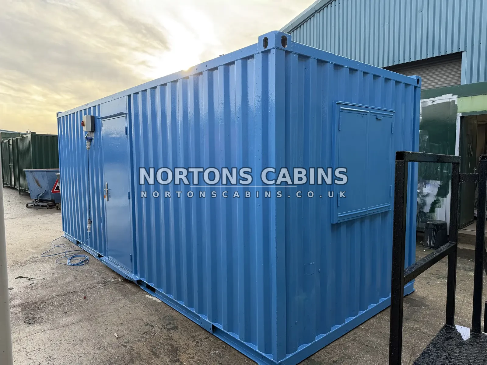 Refurbished Cabins 20 ft 20ft open plan office Ref: Nor298 Price &pound;6,500 +VAT