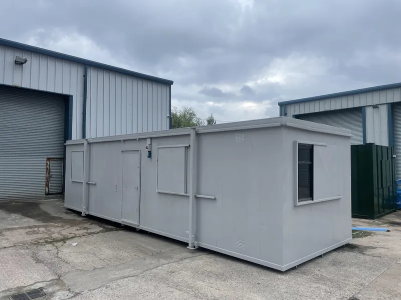 Refurbished 32ft jackleg canteen cabin for sale