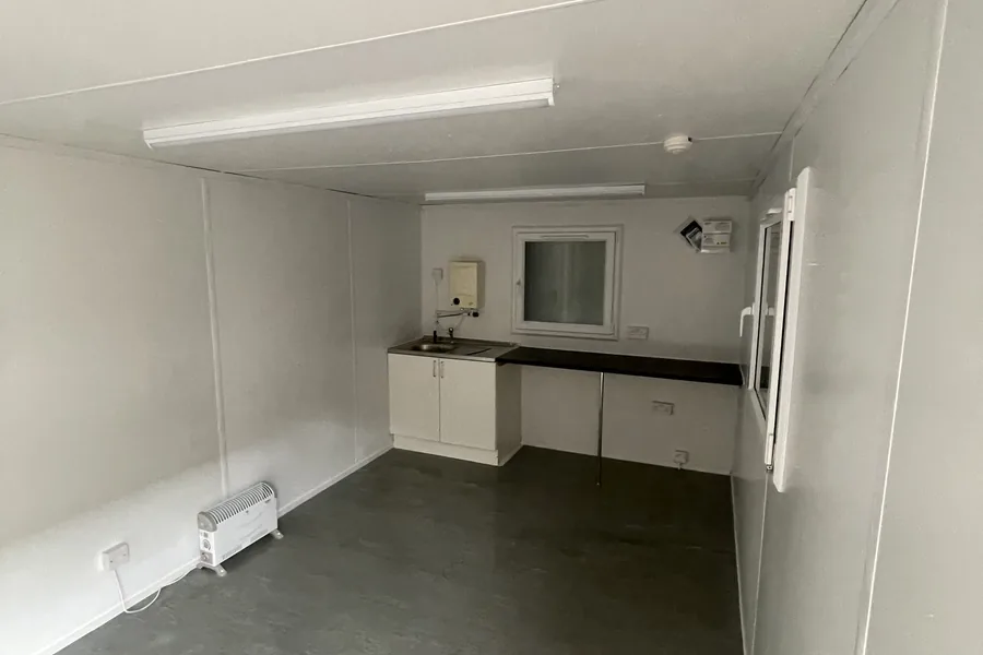 Kitchen area with base units