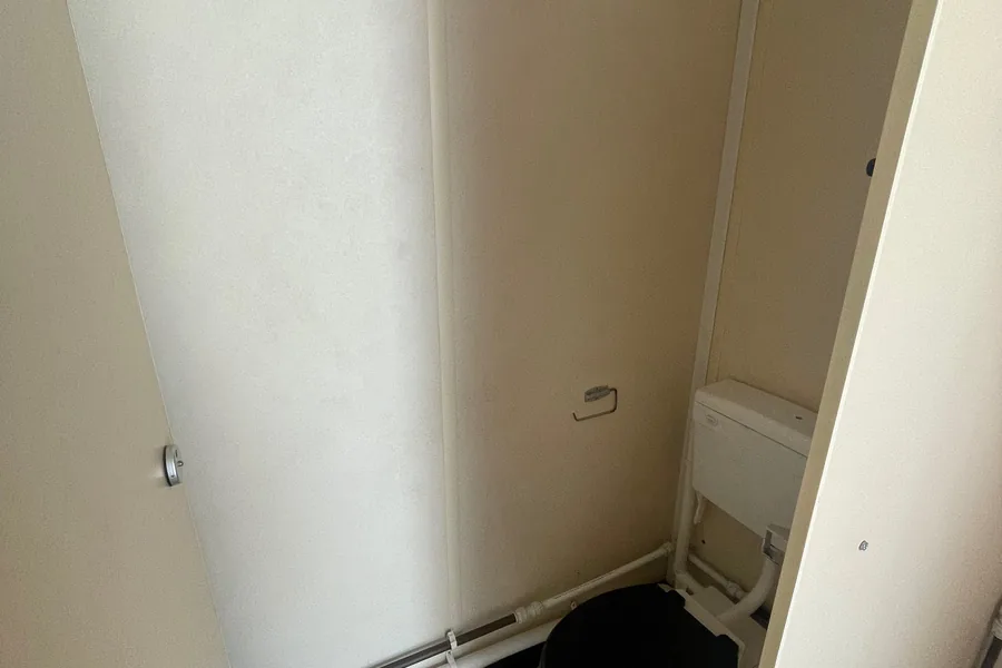 Welfare cabin toilet Welfare cabin toilet