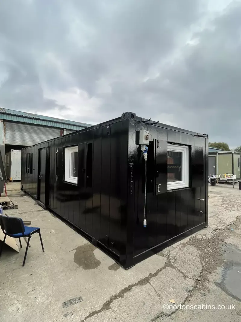 Refurbished Cabins 32ftx10ft canteen drying room Ref Nor282