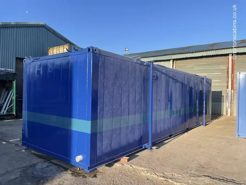 Toilet Blocks Refurbished 32ftx10 7+1 toilet block Ref Nor284